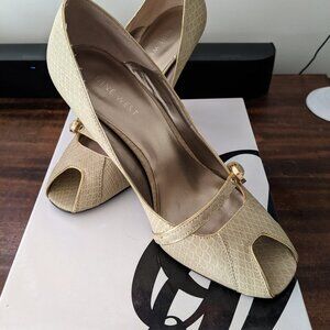 Nine West pumps